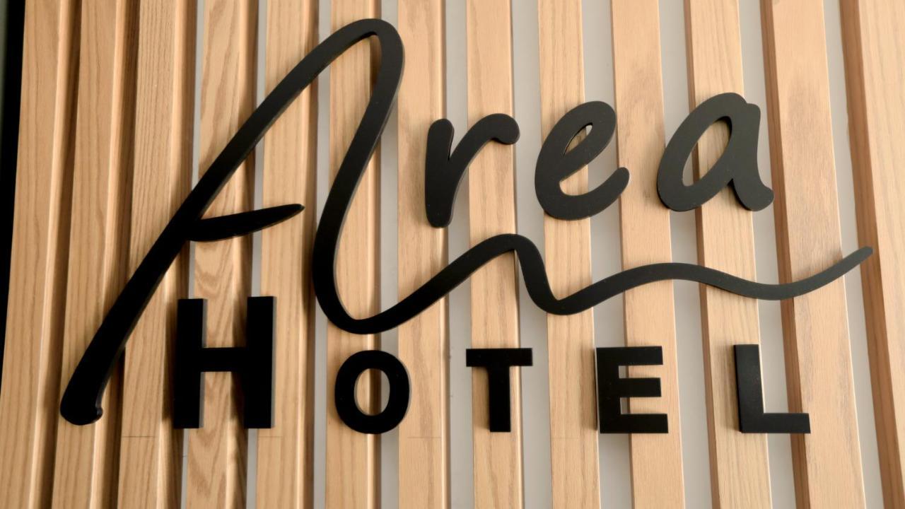 Area Hotel Ксамил Екстериор снимка