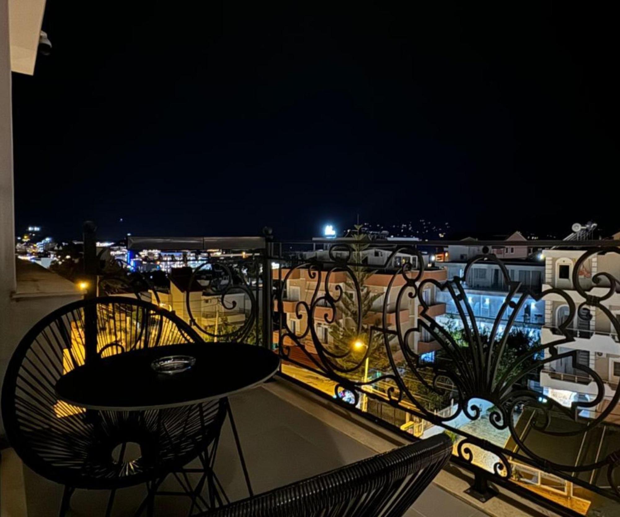 Area Hotel Ксамил Екстериор снимка