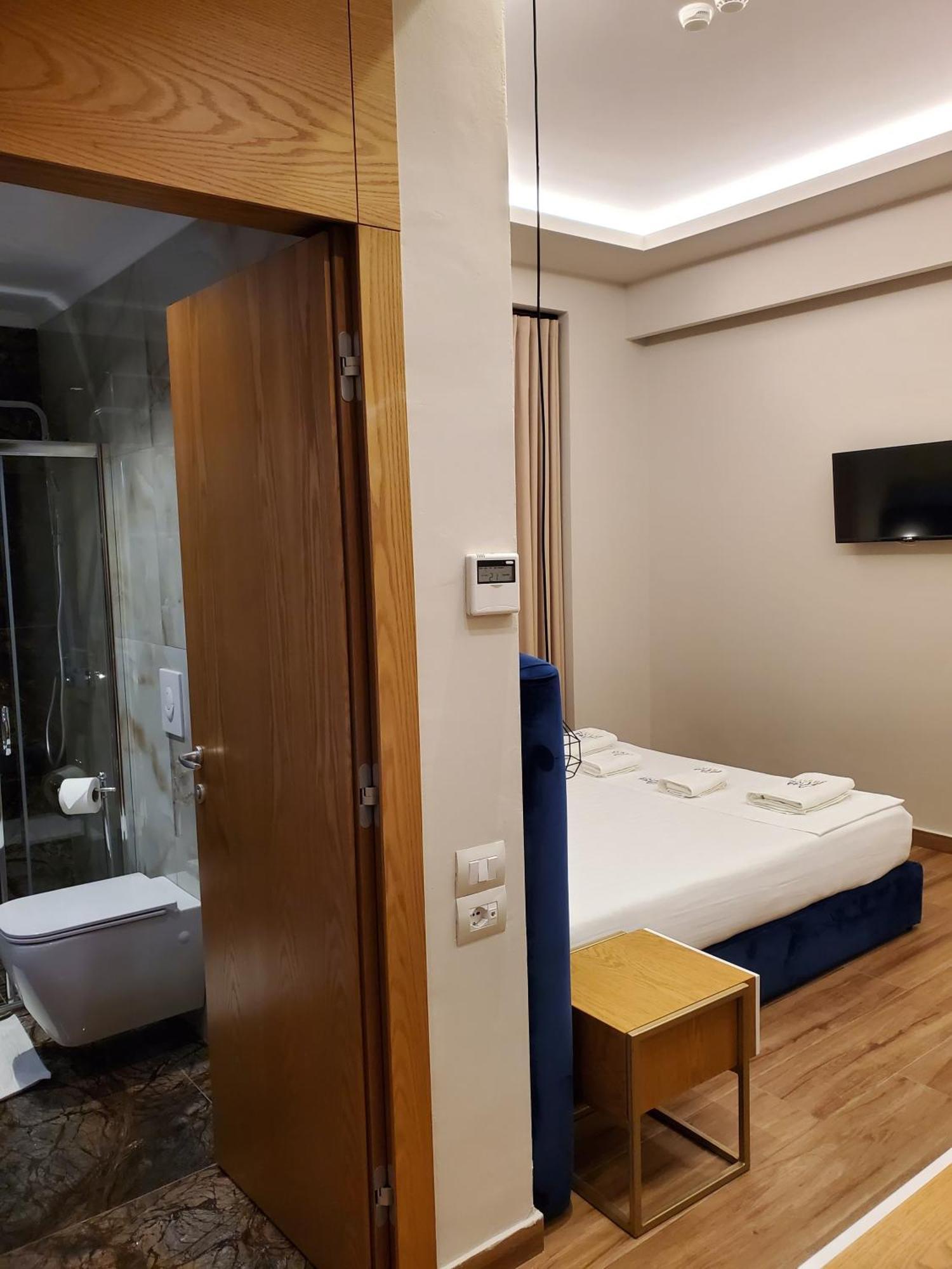 Area Hotel Ксамил Екстериор снимка